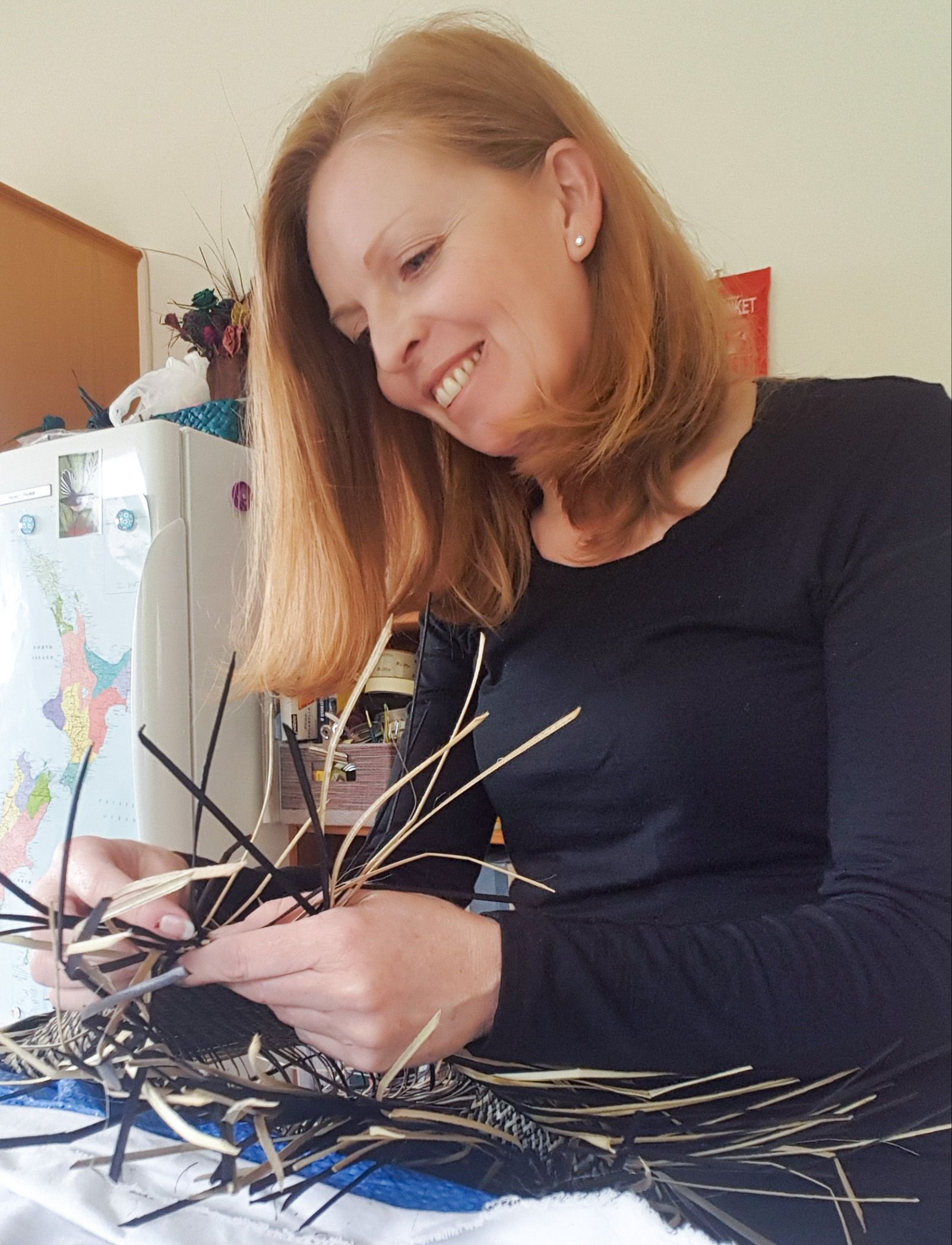 Lyn Davidson weaving
