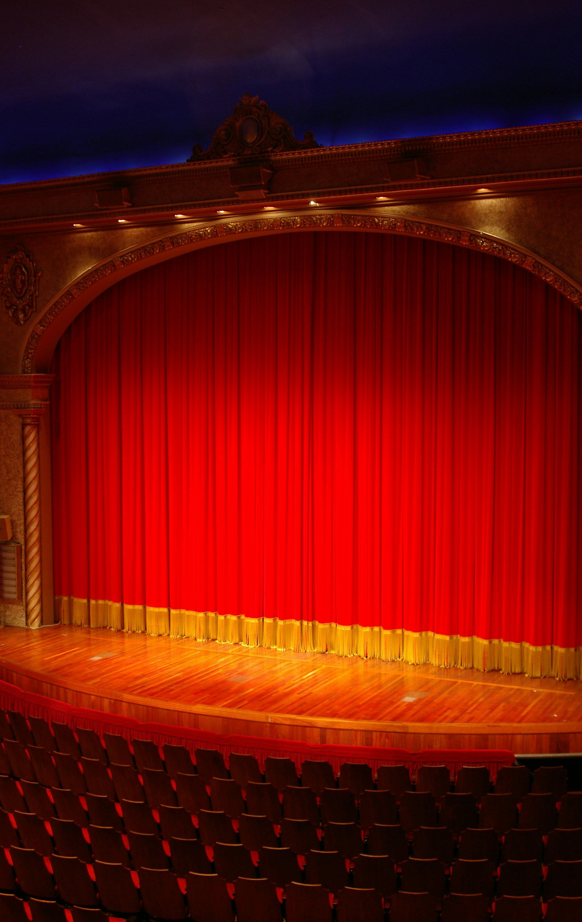 13 Beautiful Contemporary Musical Theater Songs for Soprano