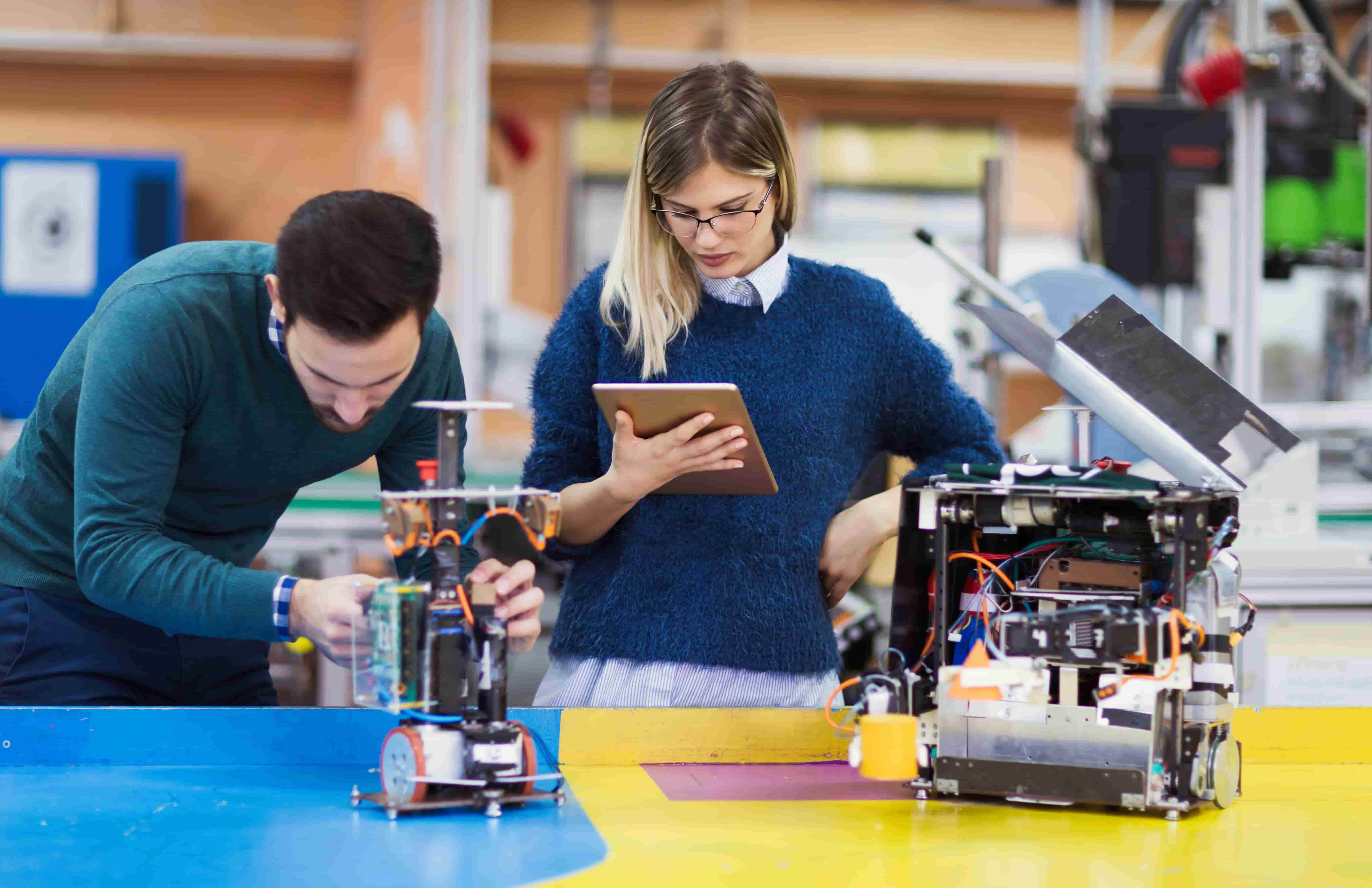 Machine Learning in Manufacturing: An Overview of Industry 4.0 Applications