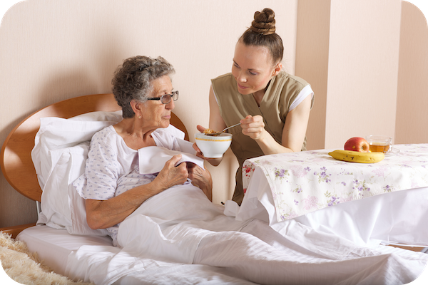 Bei einer Bettlägerigkeit ist eine Person überwiegend auf das Bett angewiesen