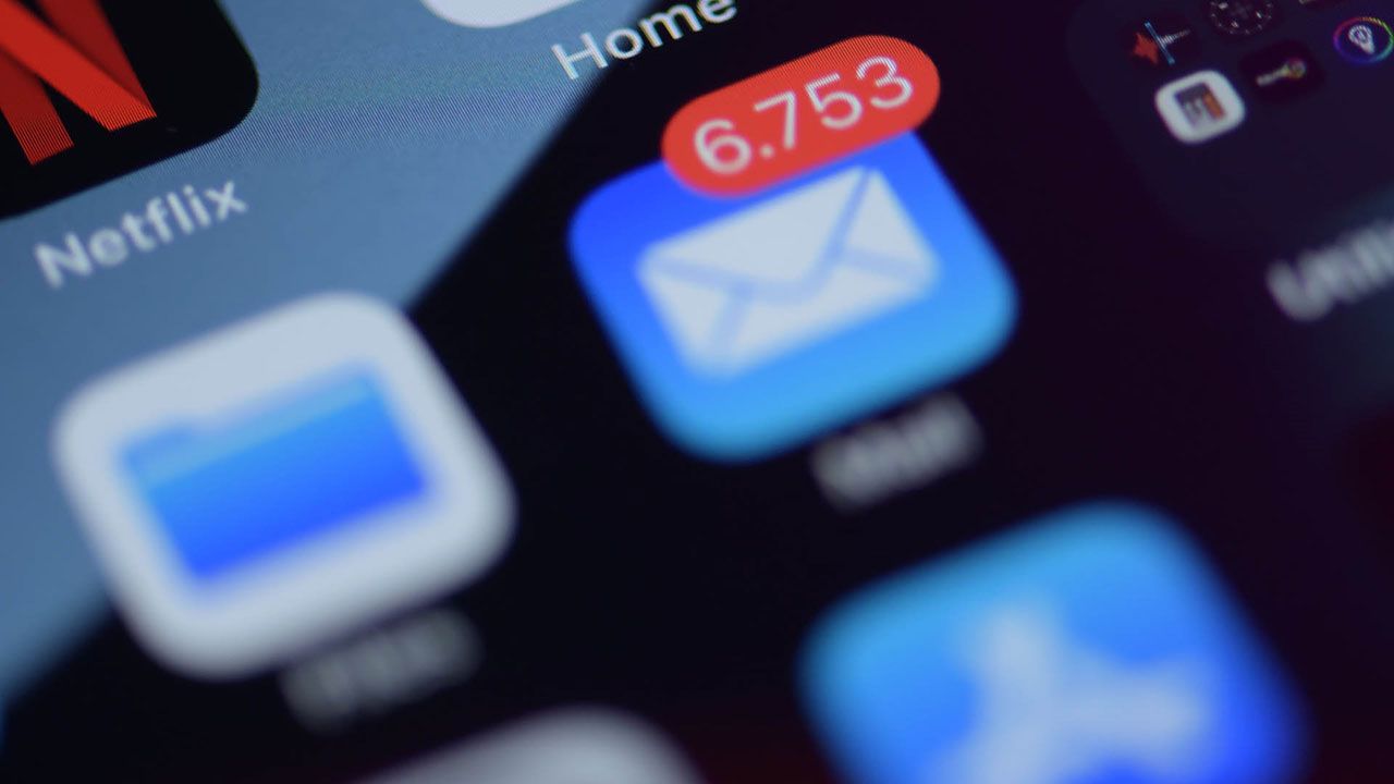 Netflix Inbox Use “MAGIC” to Quickly Clean Your email Inbox
