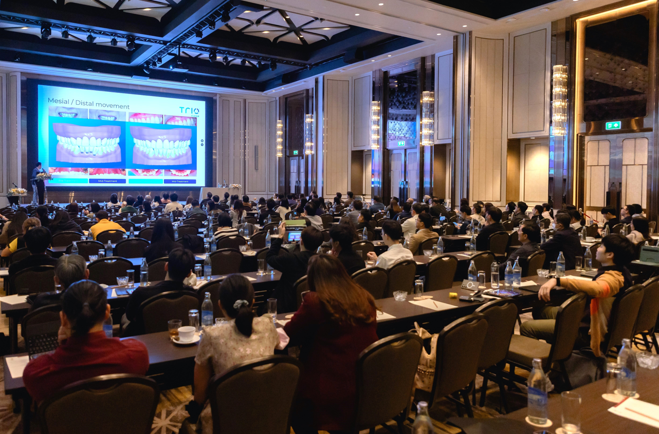 A lot of dentists attending our event