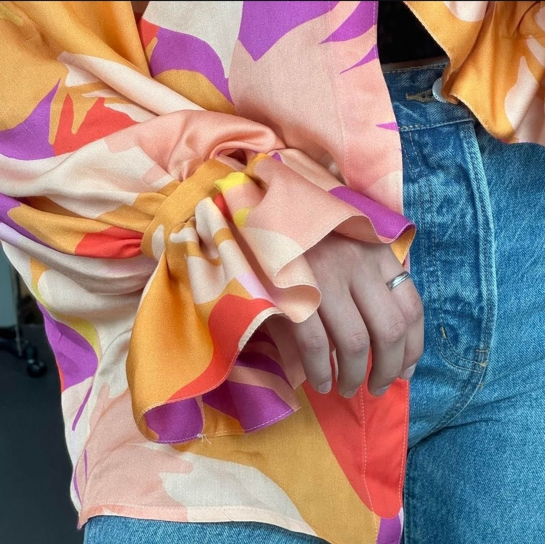 Upcycling Kleidung mit Stil: nachhaltige Ideen für kreative Nähprojekte aus gebrauchten Materialien.