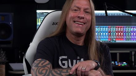Breakthrough Soloing guitar course by GuitarZoom