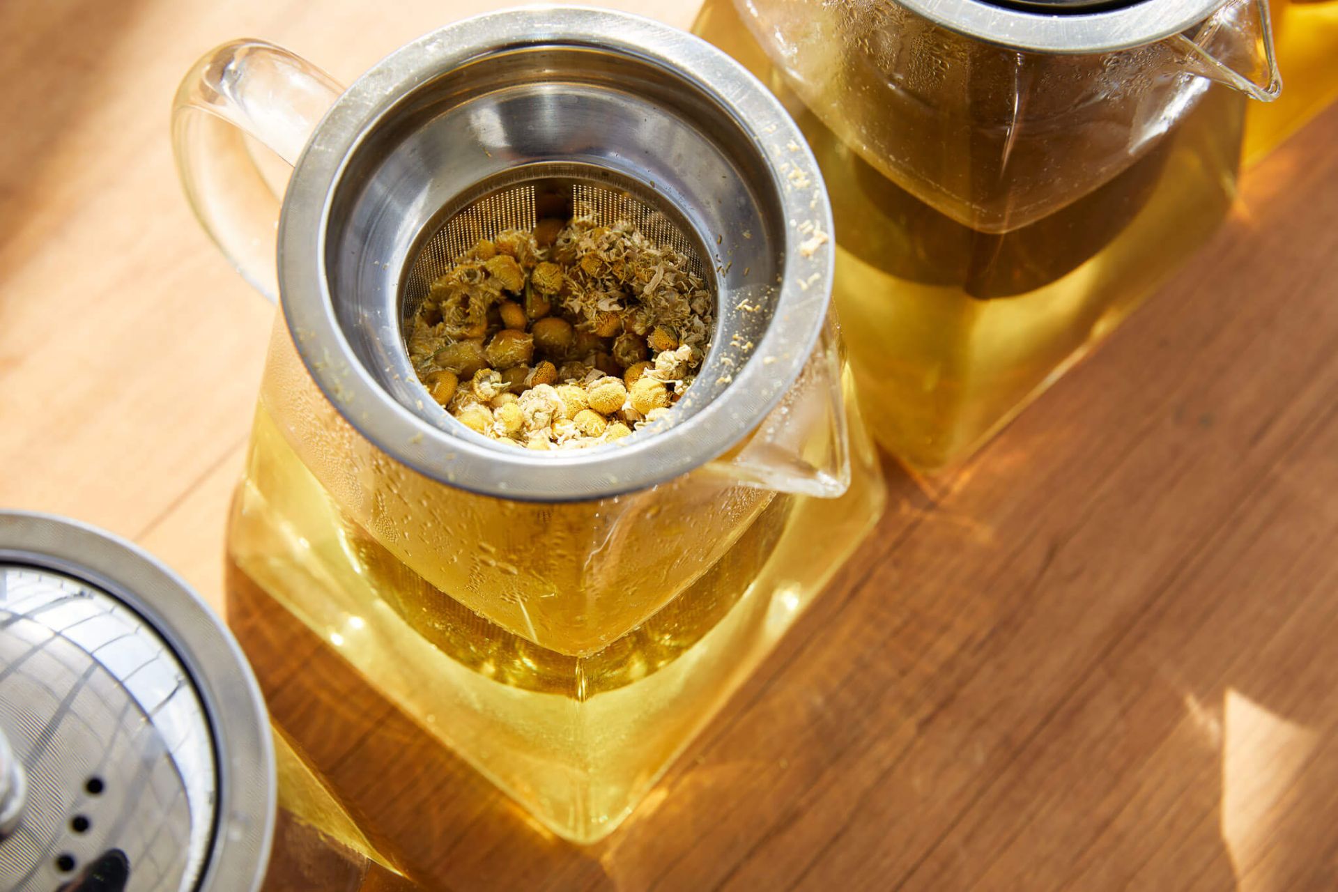 pot of herbal tea on herbal medicine short courses
