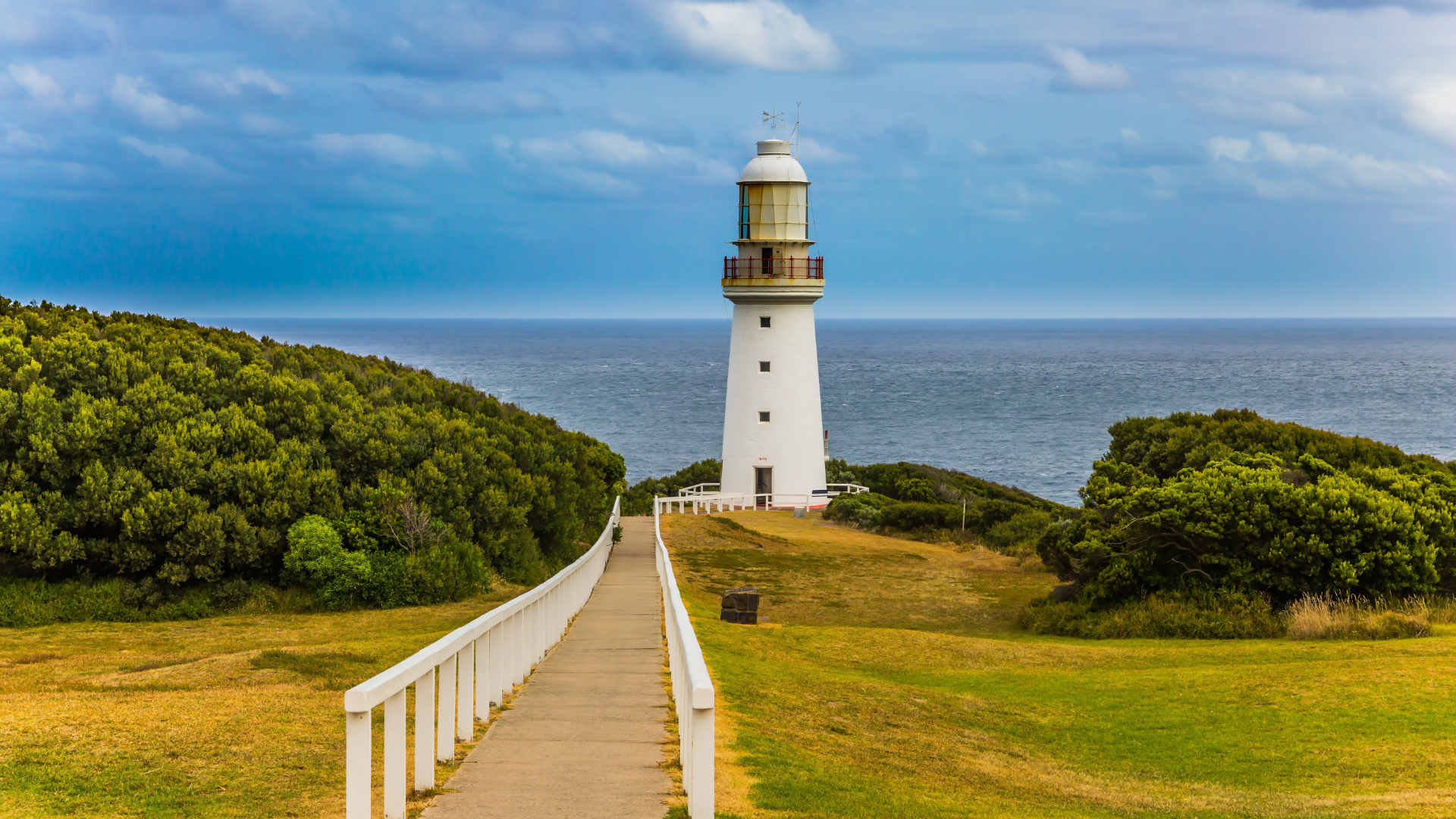 picture of pens and paper on a table 