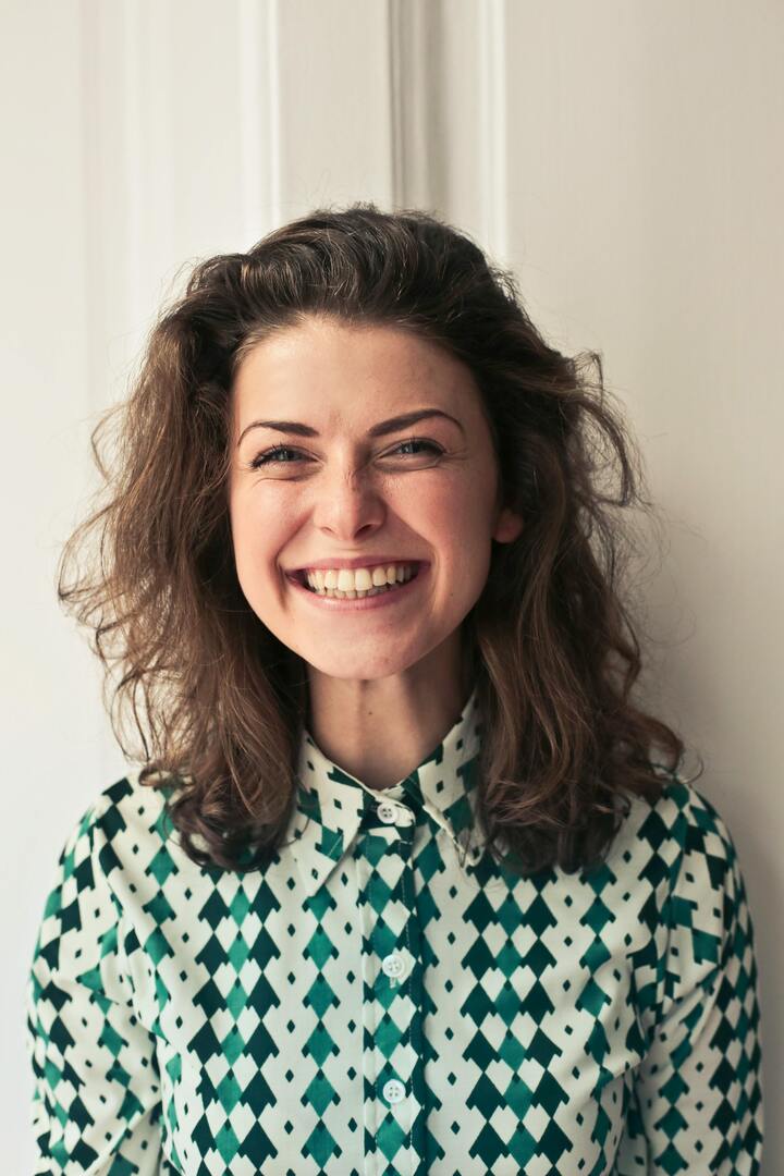 image d'une femme à la peau photo vieilli 