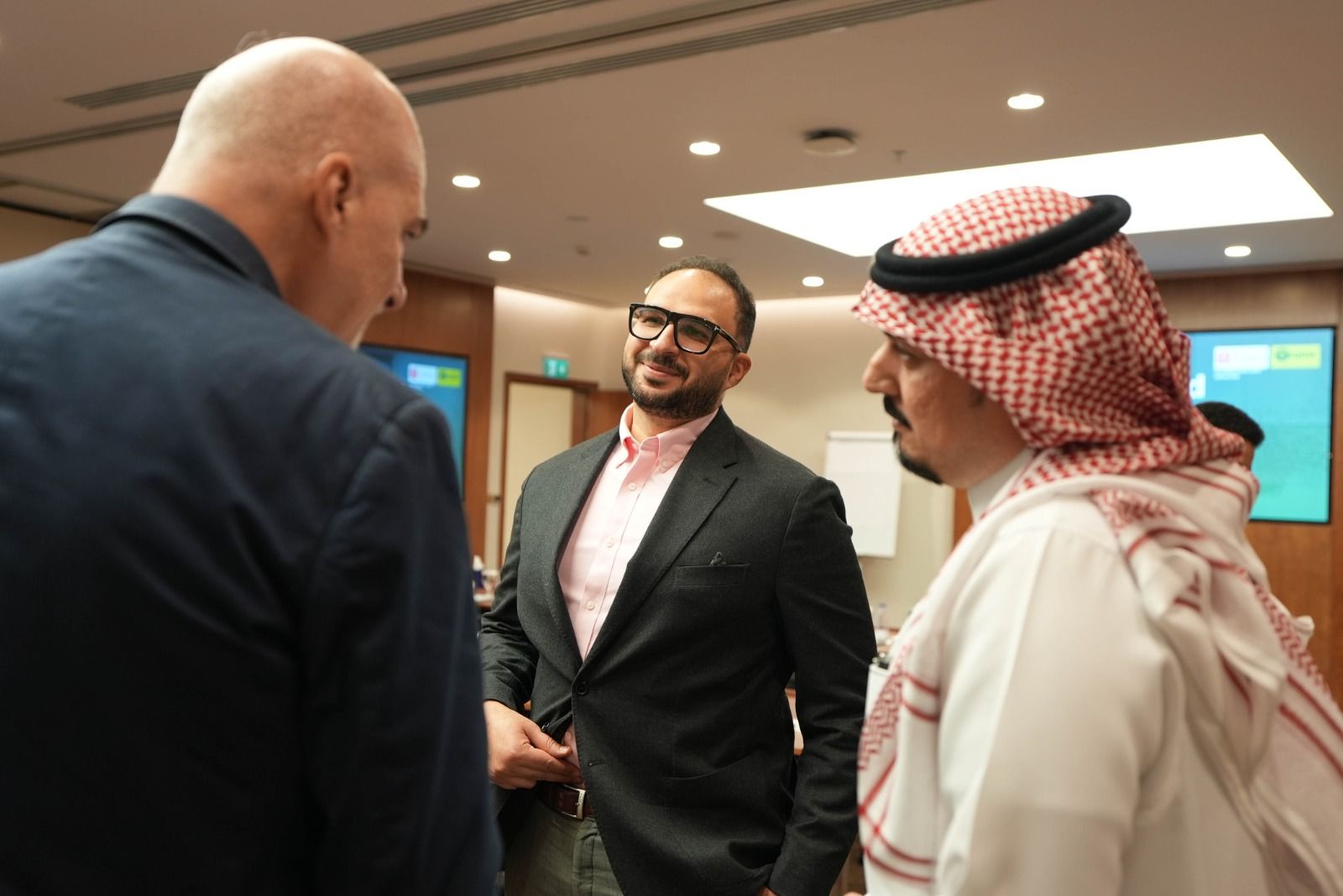 Discussion between IQRM and delegates at the Risk Decision Majlis