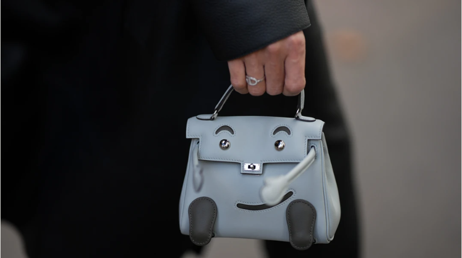 In response to new U.S. auto tariffs, Ferrari announced it will raise prices by up to 10% on certain models after April 1, while keeping prices unchanged for models imported before that date. Image: Getty Images