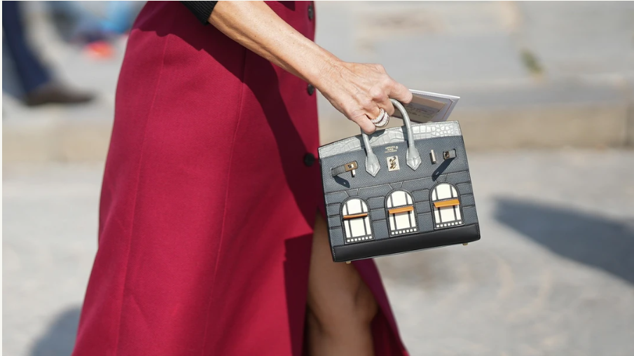 In response to new U.S. auto tariffs, Ferrari announced it will raise prices by up to 10% on certain models after April 1, while keeping prices unchanged for models imported before that date. Image: Getty Images