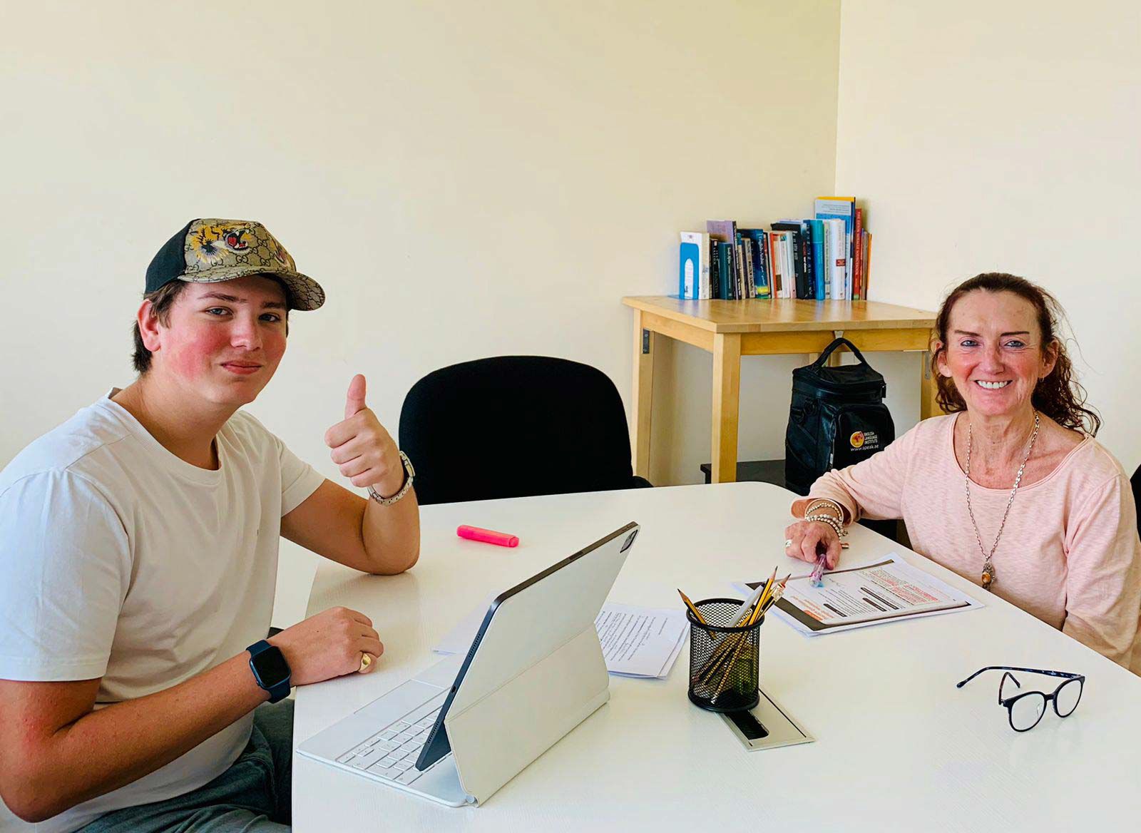 Tutoring class taking place at Speak English Institute in Al Hamra, Ras Al Khaimah.