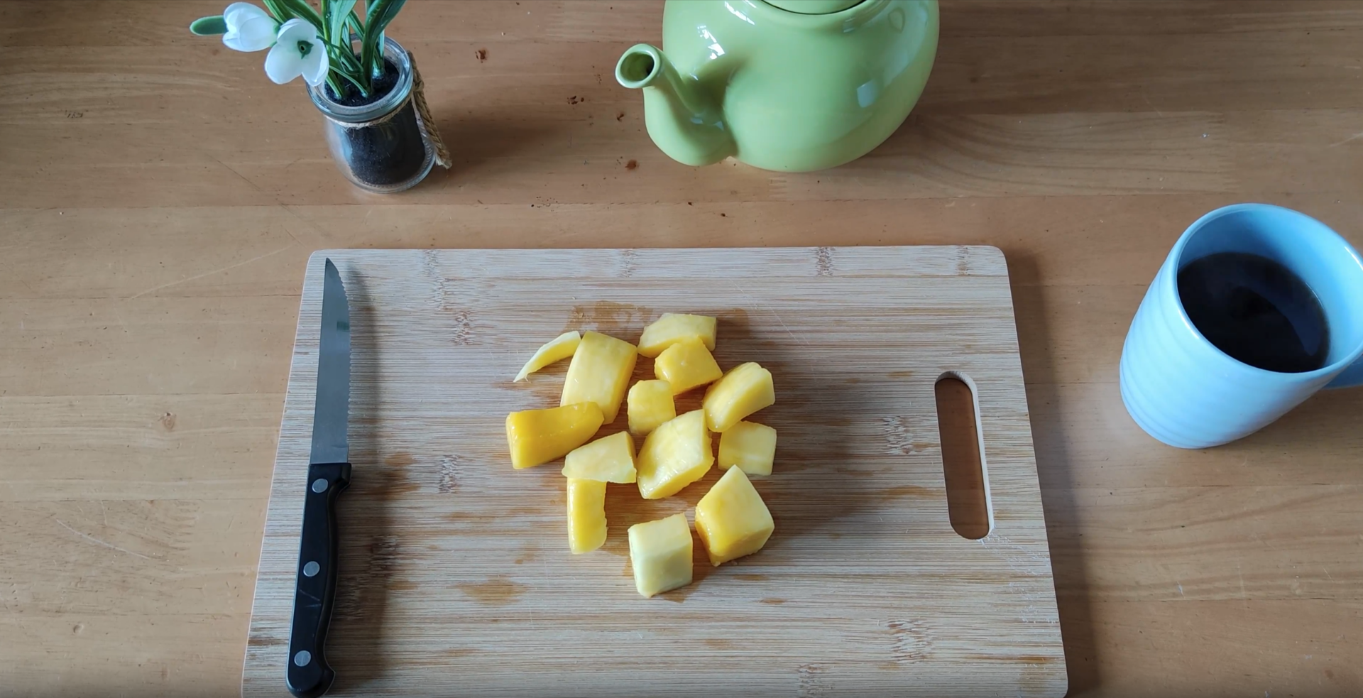 100 calories of mango