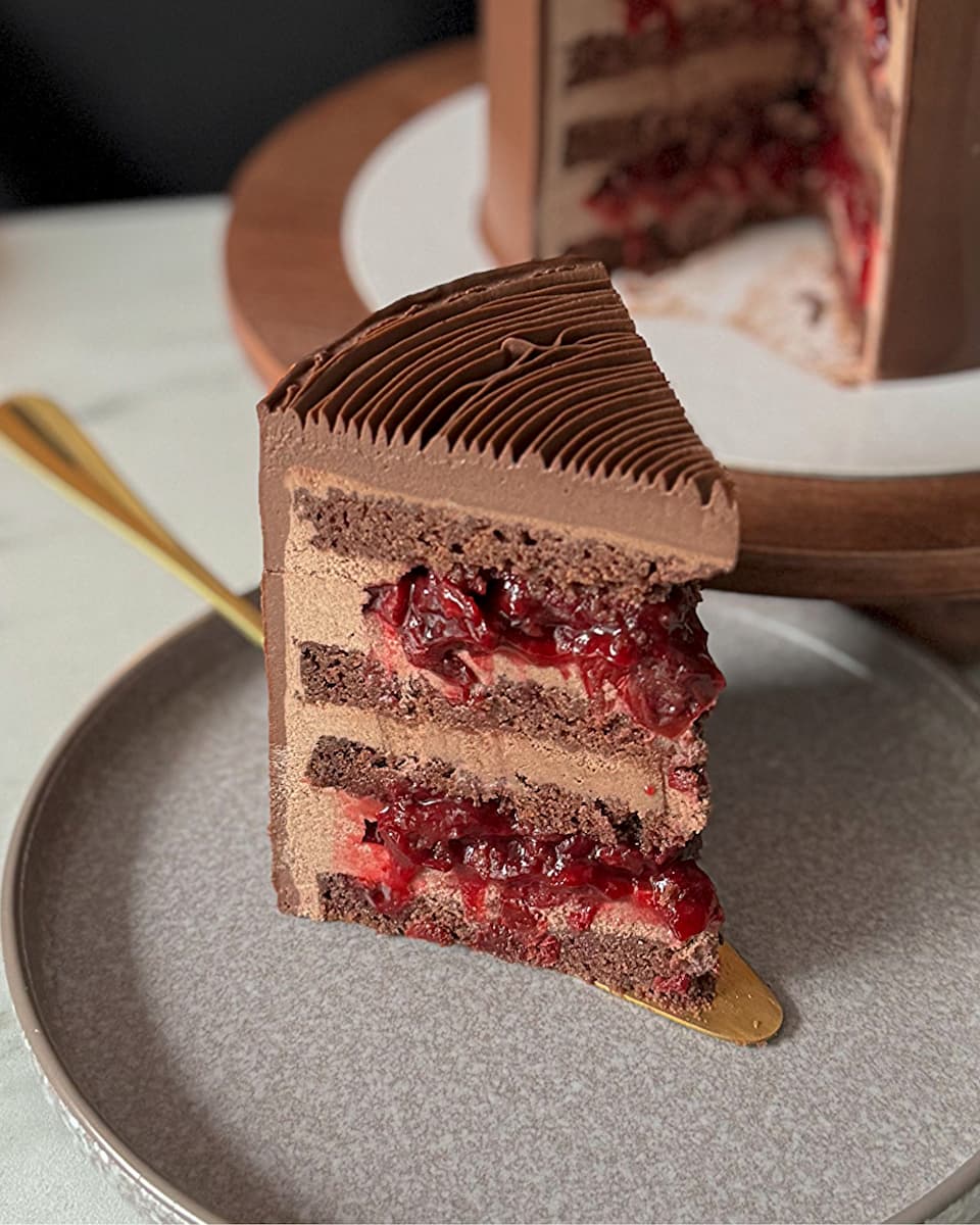 Chocolate–Cherry (Vegan Cake – Gluten-Free and Free from Refined Sugar)