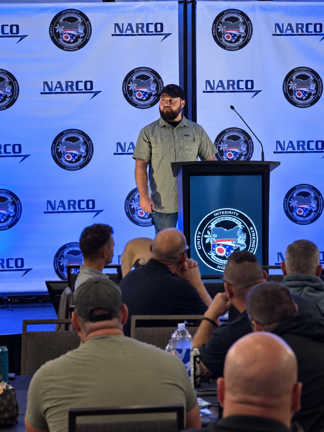 Brandon Burley speaking to a law enforcement training audience