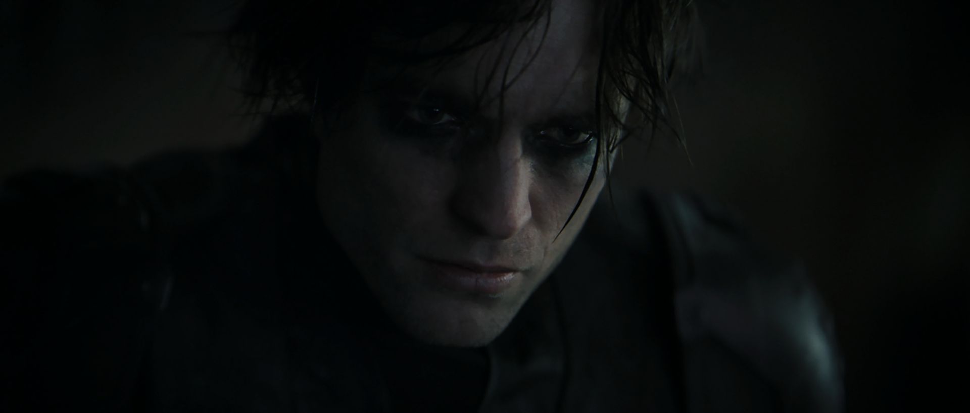 Robert Pattinson como 'Bruce Wayne' no filme The Batman