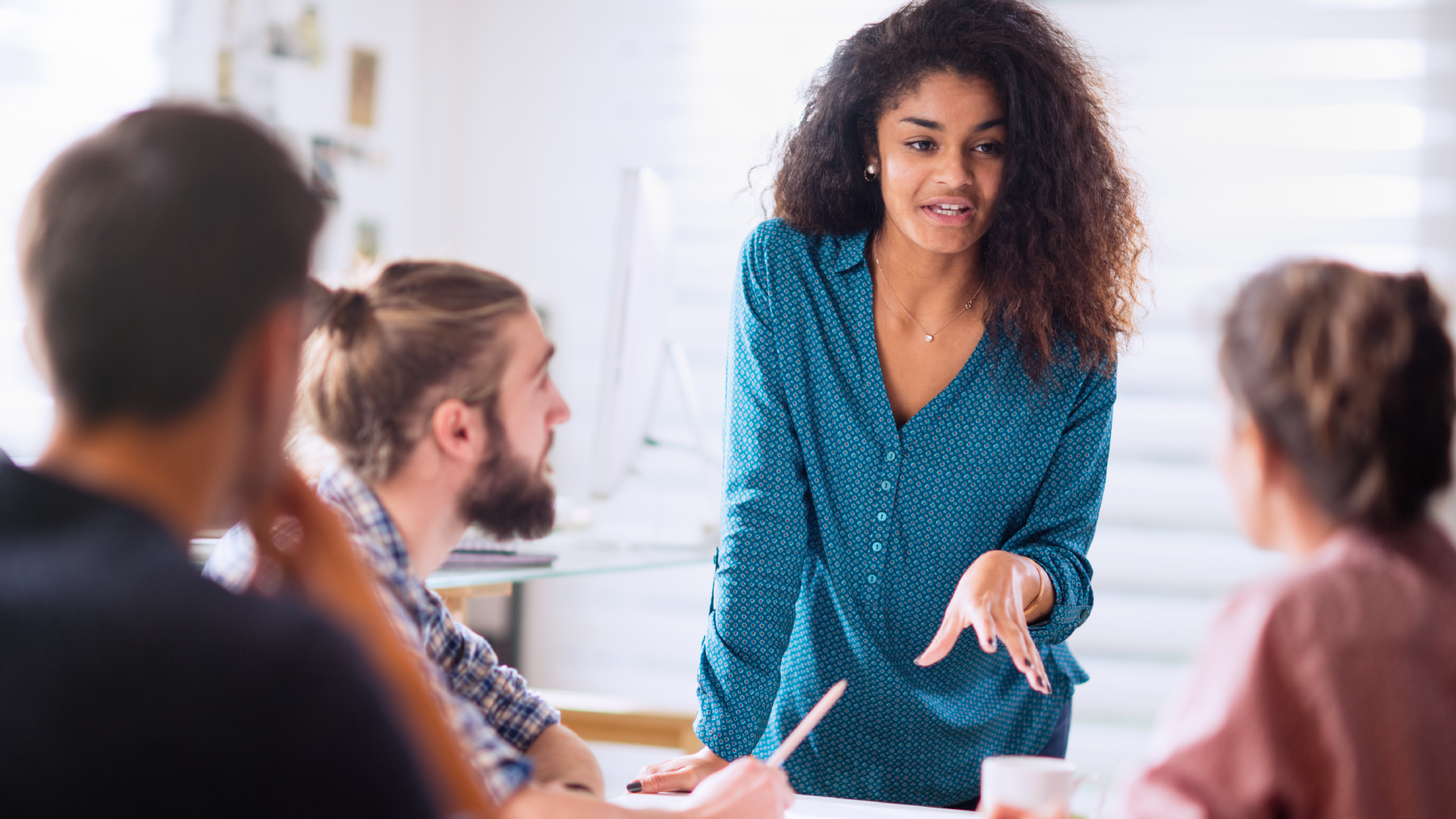A Guide To Cultural Consultants: How They Can Help Drive Success