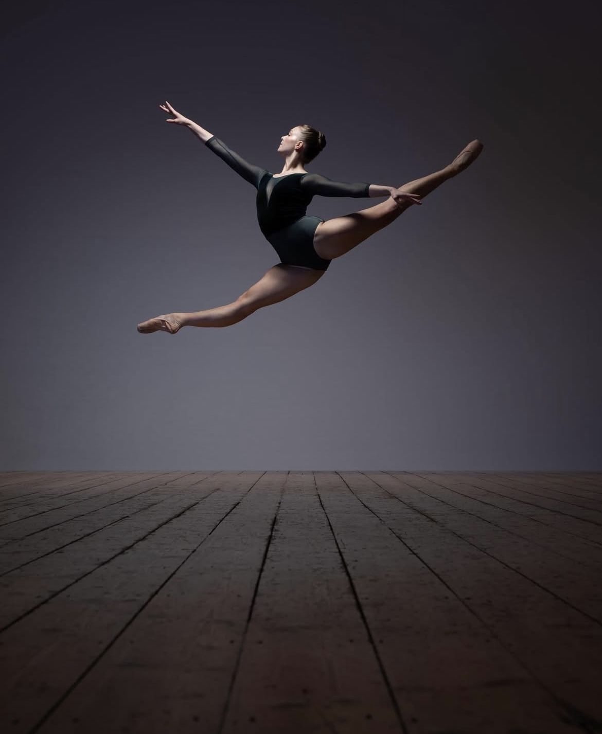 Ballerina increased flexibility in split leap