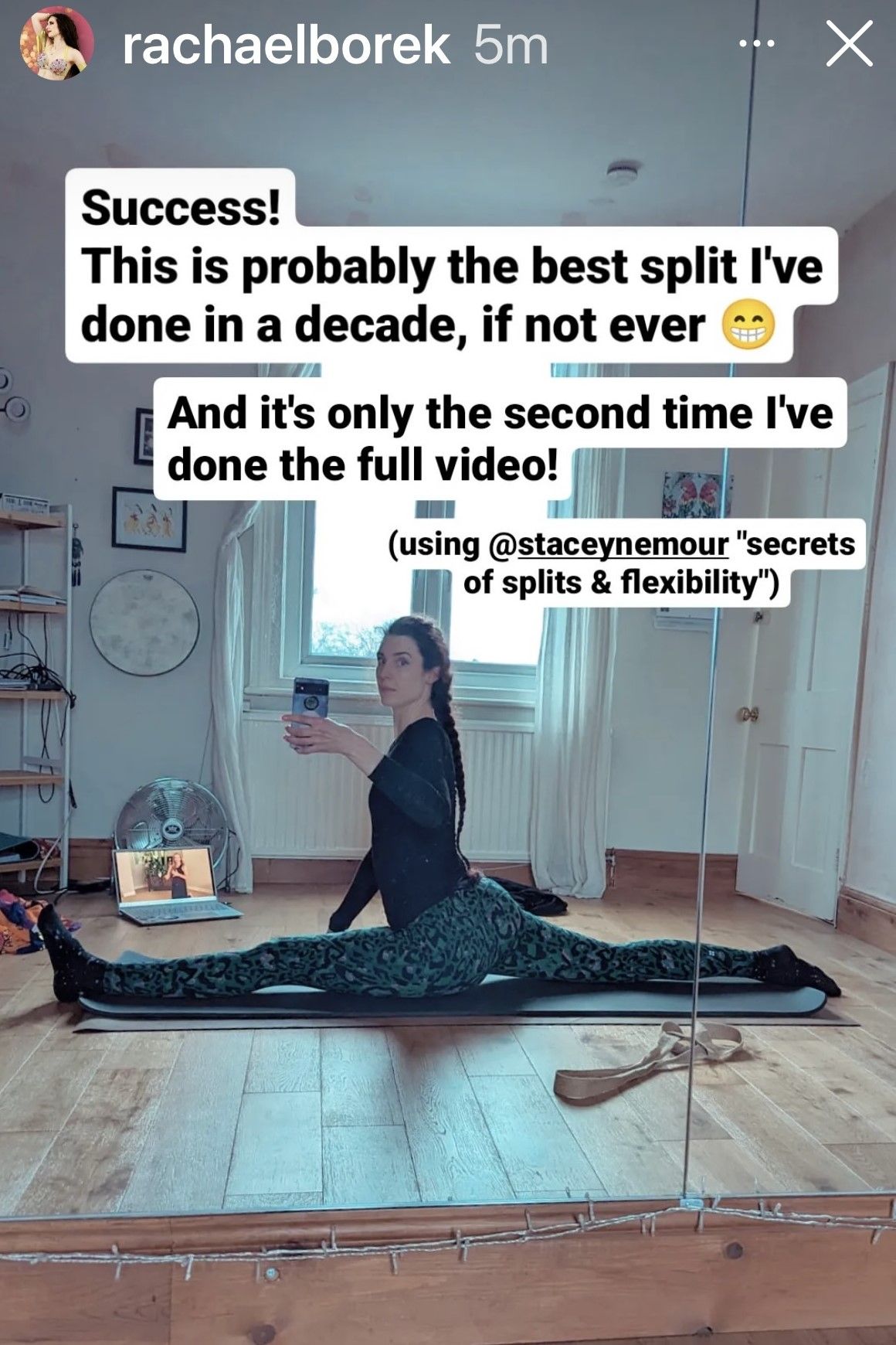 Dancer able to do the splits after training with Stacey's course