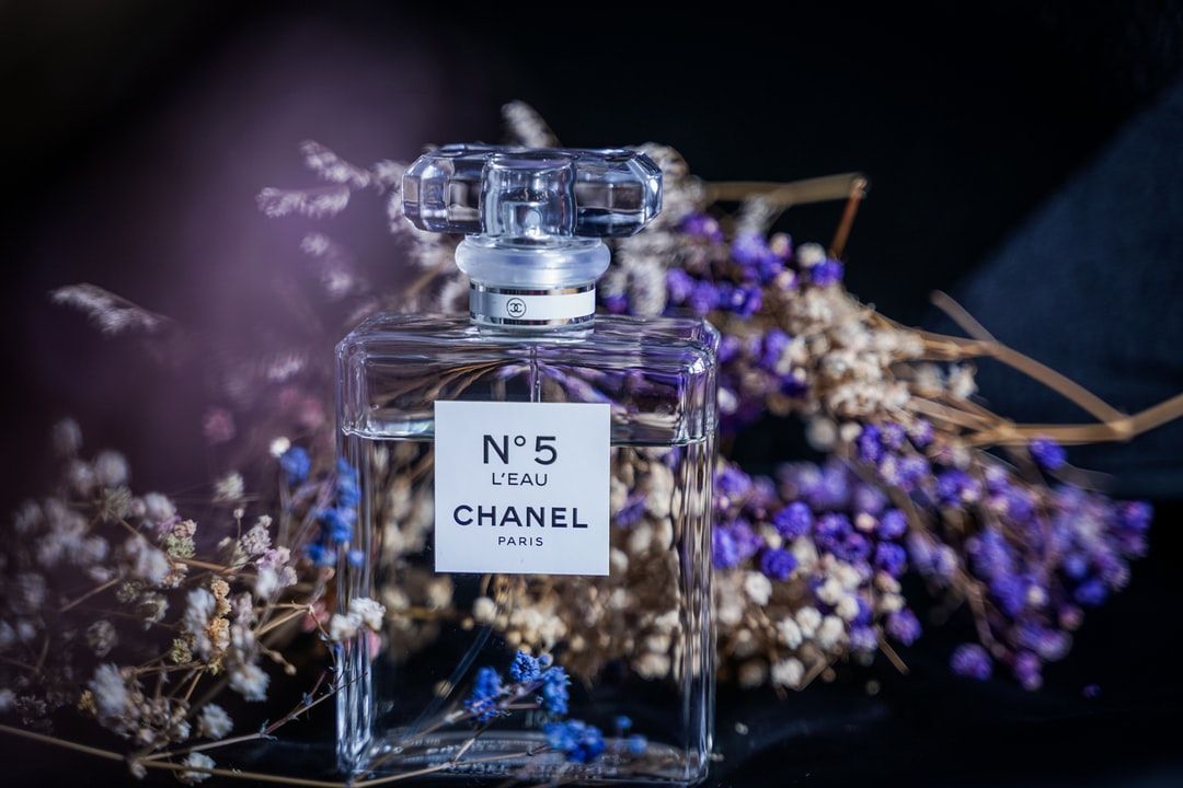 Why The Scent of Perfume Changes